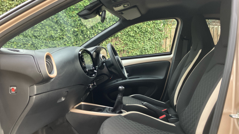 Toyota Aygo X 1.0 VVT-i Edge 5dr Petrol Hatchback